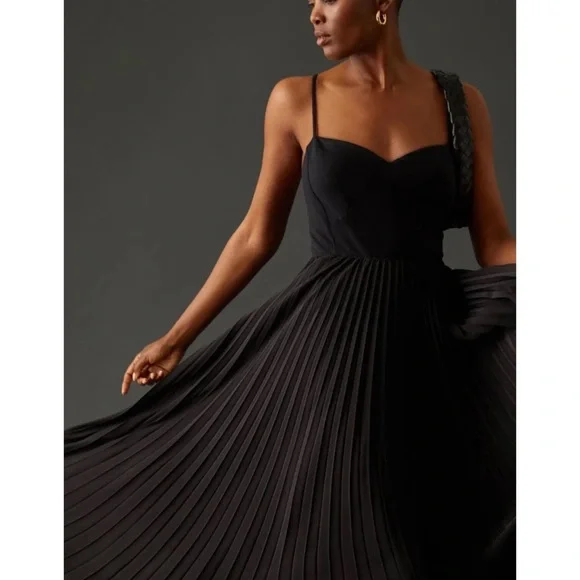 ANTHROPOLOGIE | $180 Sweetheart Bodice Pleated Midi Dress in Black, Size Small - Picture 4 of 12